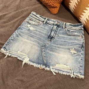 Hi rise mini denim skirt - American eagle - sz 8